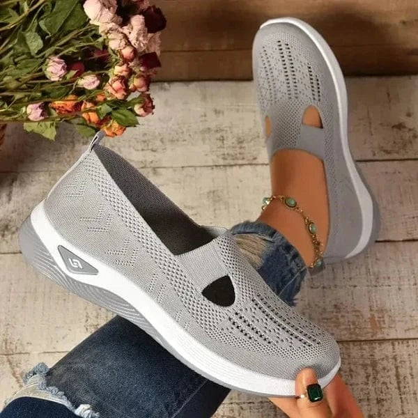 Flexible and ultra-light shoe